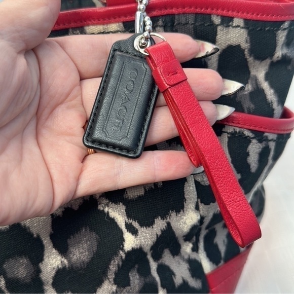 COACH OCELOT LEOPARD CARRIE PARK TOTE BAG F23278 RED BLACK GRAY MULTI - Picture 7 of 10